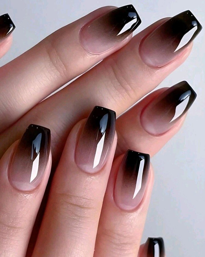 Black Ombre French Nails - HAFSAY Korean nails