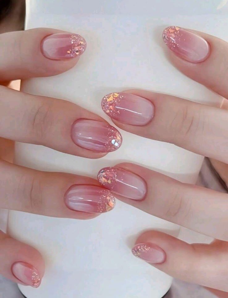 Pink Gold Flake Nails - HAFSAY Korean nails