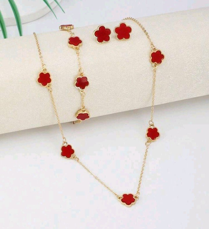 Red Clover Jewellery Set - HAFSAY Korean sets